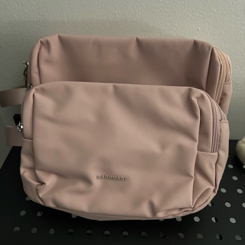 Pink Bagsmart Toiletry Set